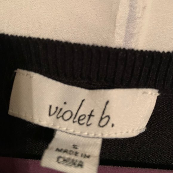 NEW Violet B. Crew Neck Sweater - Picture 3 of 4